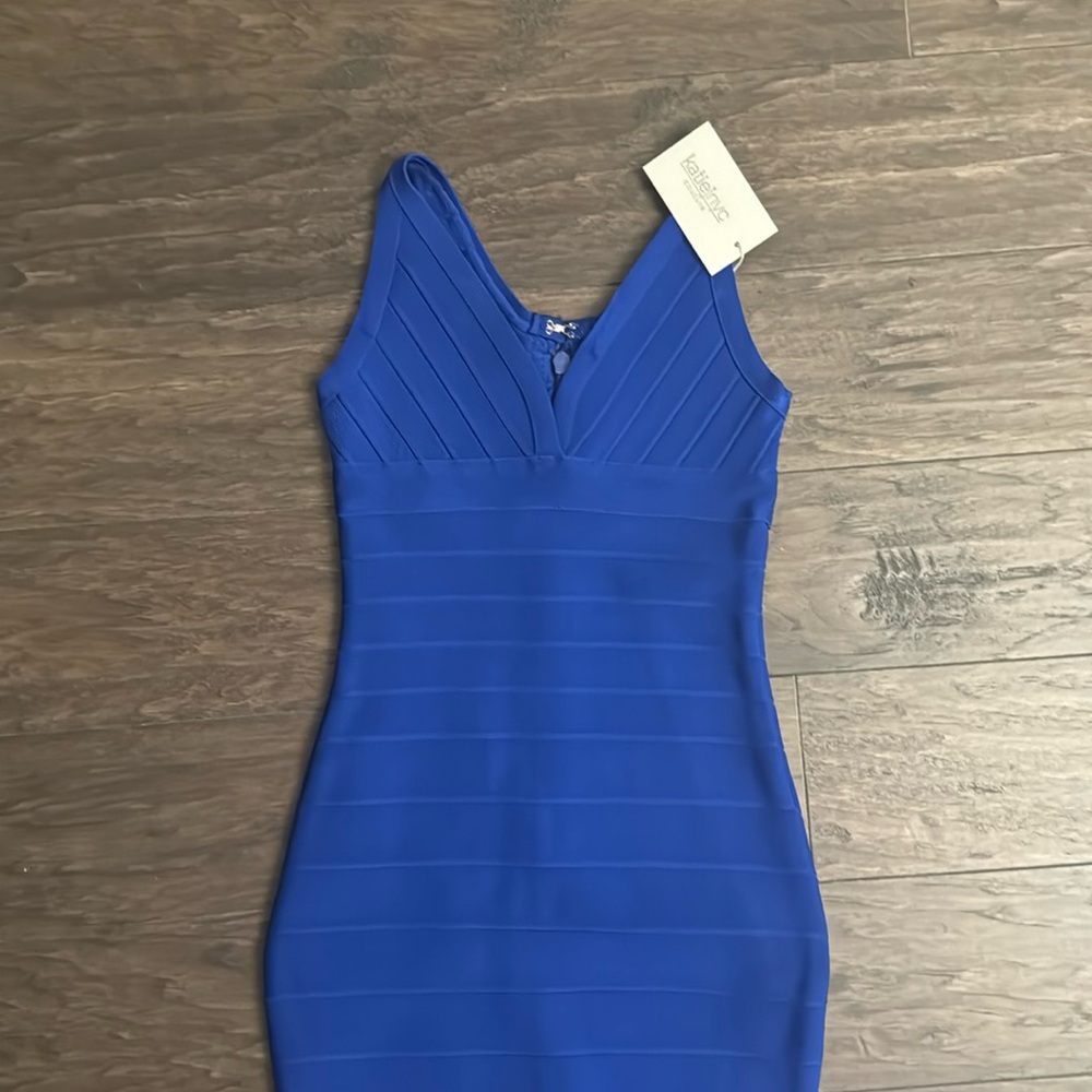 KatieJ NYC dress. Perfect condition and never been worn! Tags still on.